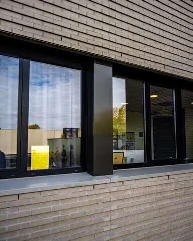 Coaten van Gevelbeplating – HydroGroep