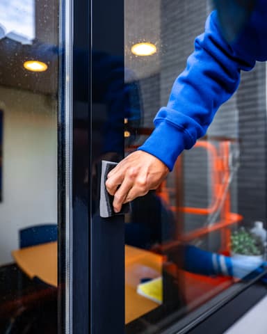 Kozijnen Coaten voor Langdurige Bescherming – HydroGroep