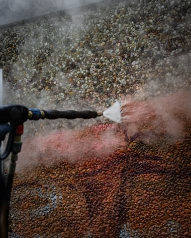 Graffiti Verwijderen en Anti-Graffiti Systemen – HydroGroep